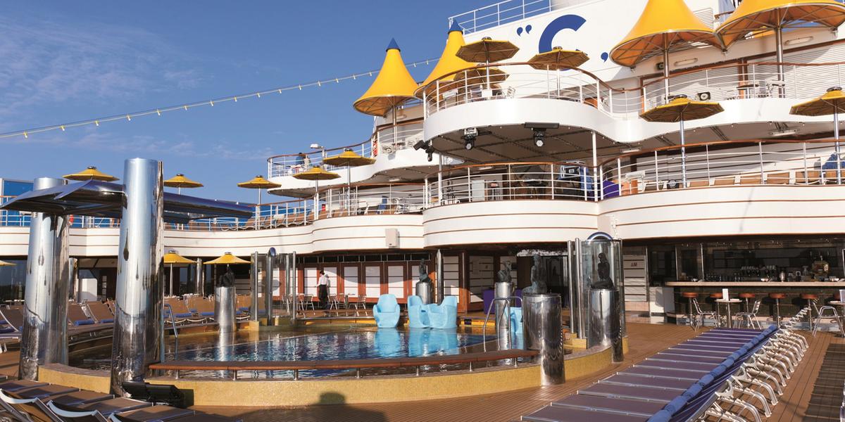 A bordo do Costa Diadema, os 10% são aplicados em sete saídas, como as de 18 de fevereiro e 3 de março (Divulgação / Costa Cruzeiros)