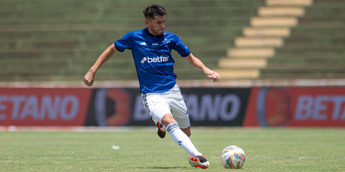 Villalba estreou na vitória sobre o Pouso Alegre (Staff Images Cruzeiro)