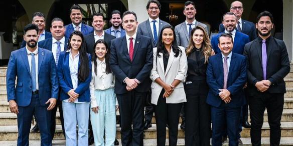 Registro feito em Brasília, após reunião do presidente do Senado, Rodrigo Pacheco, com deputados mineiros (Reprodução / Instagram)