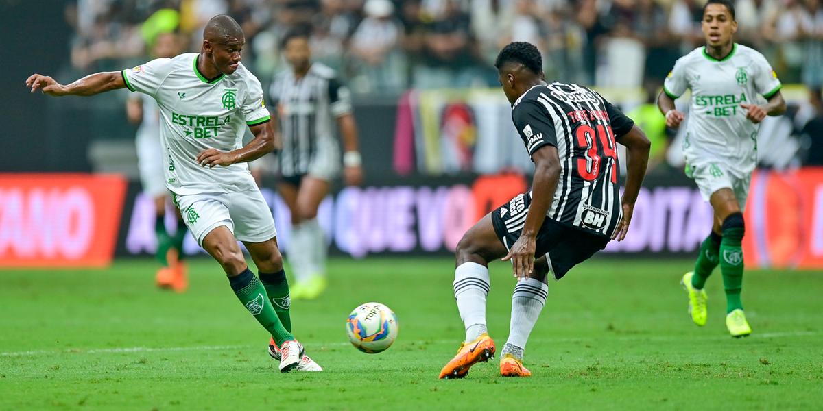 Juninho fala em falta de efetividade da equipe na derrota para o Atlético (Mourão Panda / América)