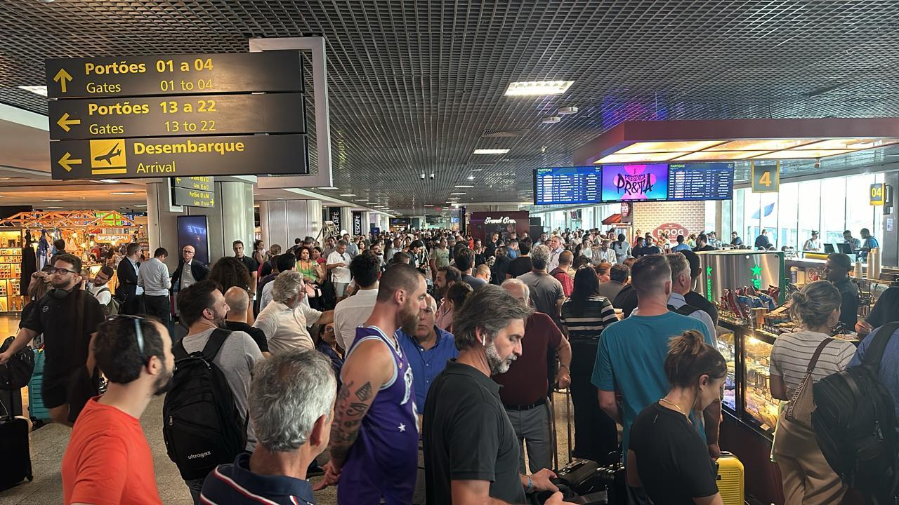 Falta De Energia Em Aeroporto De SP Atrasa Voos Em Confins