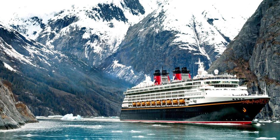 Do fim de julho até setembro, o Disney Fantasy vai navegar de Southampton, Reino Unido, para diversos destinos, como Espanha, Noruega e Ilhas Britânicas (Divulgação / Disney Cruises)