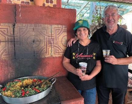 O casal Orlene e José Maurício Siqueira, anfitriões da fábrica na fazenda, da cervejaria Uaimii ()