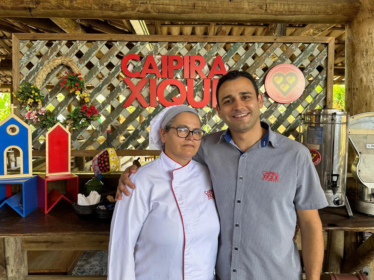 Lena e Leonardo Cabral, anfitriões do Caipira Xique ()