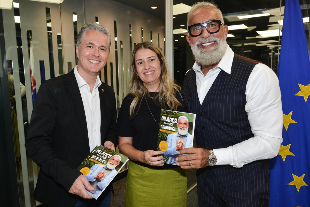 Renato Werner (cônsul da Eslováquia), Magda Queiroz (presidente do Instituto Brasileiro de Gestão Social - IBGS), junto ao renomado Dr. Barakat. (NÉLIO RODRIGUES)