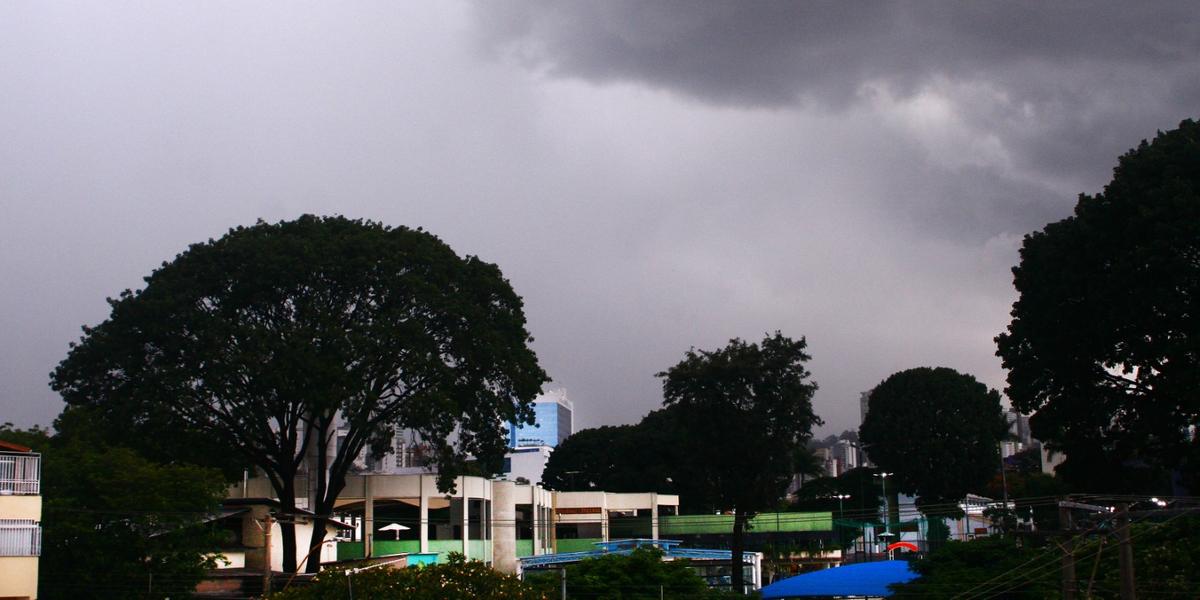 Previsão de chuva na tarde desta sexta-feira até a manhã de sábado (Maurício Vieira / Hoje em Dia)