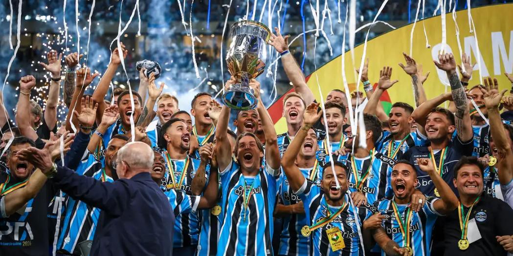 Grêmio, que recebeu o Juventude na Arena, em Porto Alegre, e venceu por 3 a 1, conquistando o heptacampeonato gaúcho (Lucas Uebel / Grêmio FBPA)