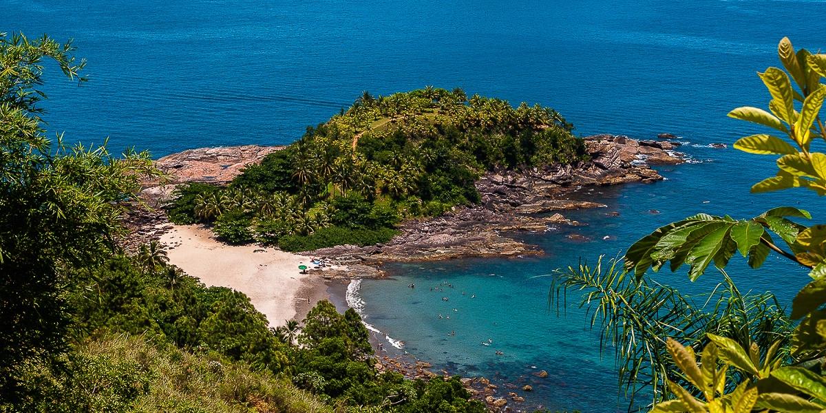 Acesso à faixa de areia é por uma propriedade particular, com entrada pela Rio-Santos na altura do km 144 (Marcos Bonello)