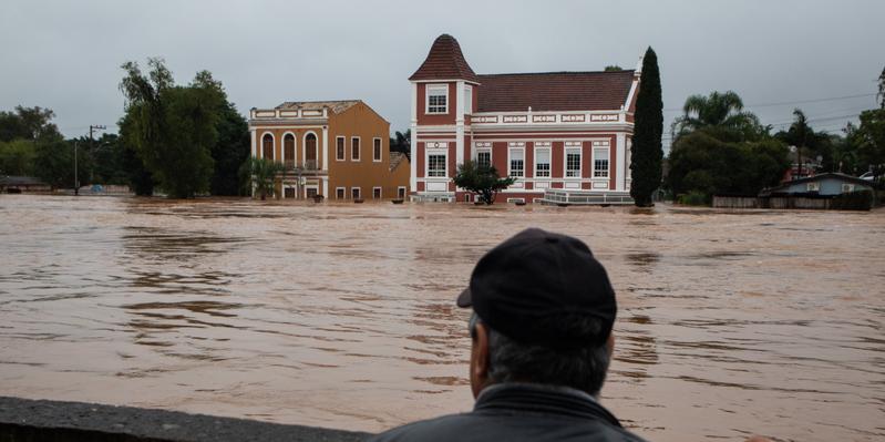 A Defesa Civil de São Leopoldo no Rio Grande do Sul faz um alerta à população das áreas alagadas do município (Thales Ferreira/Prefeitura de São Leopoldo)