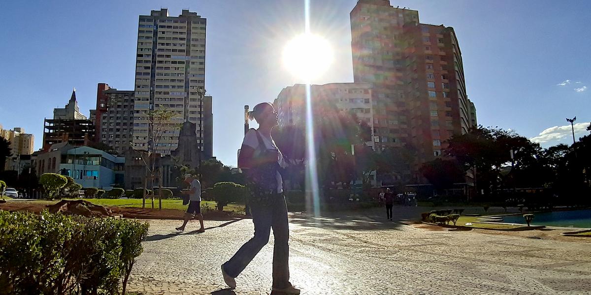 Máxima na capital hoje deve atingir os 33ºC (Maurício Vieira / Hoje em Dia)