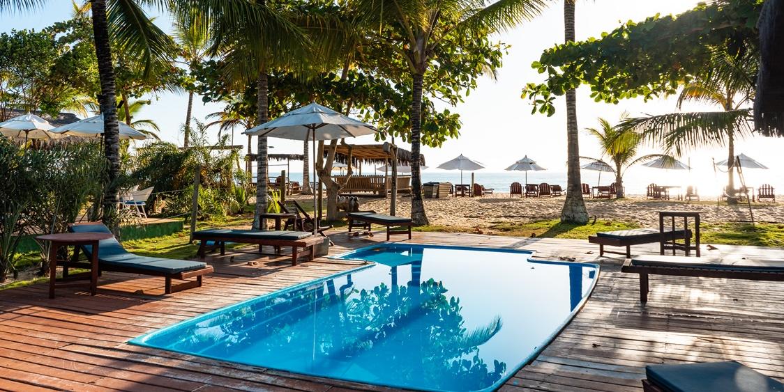 Pousada Travel Inn Trancoso está localizada em local privilegiado e encantador, com uma vista de tirar o fôlego frente ao mar e "pé na areia (Divulgação / Rede Travel Inn)