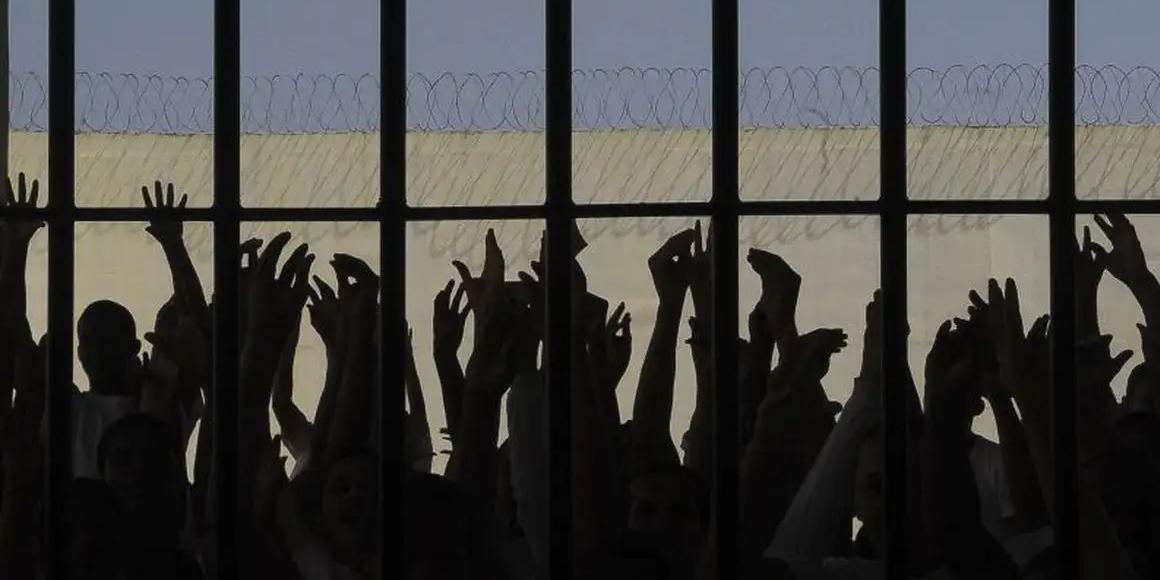 Detentos não terão direito a visitar família em feriados (Wilson Dias/Agência Brasil)