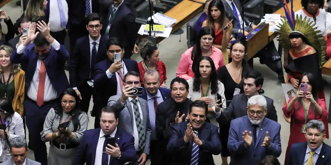 Projeto segue para análise do Senado (Lula Marques/ Agência Brasil)