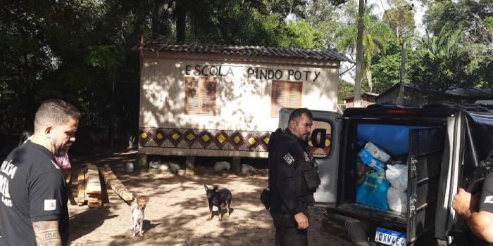 ​Equipe de 32 policiais civis de Minas na aldeia Arakuã (PCMG / Divulgação)