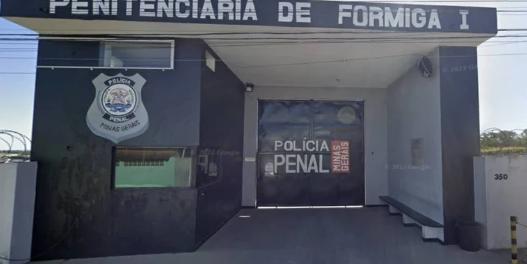 Penitenciária Areias Brancas, em Formiga (Reprodução / Google Street View)