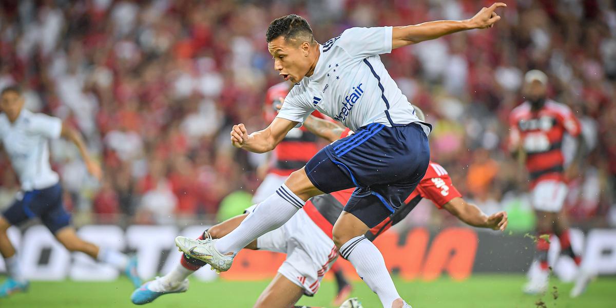 Marlon marcou o gol do Cruzeiro no empate em 1 a 1 contra o Flamengo em 2023, no Maracanã (Staff Images / Cruzeiro)