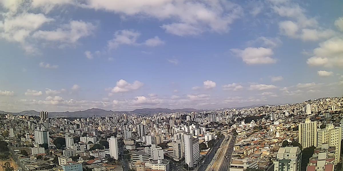 Céu de BH com muitas nuvens nesta segunda-feira (Clima ao Vivo/Reprodução)