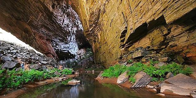 Análise química de estalagmites realizada no Parque Nacional Cavernas do Peruaçu, no Norte de Minas, demonstra que o aquecimento global tem feito com que a água da chuva evapore antes mesmo de se infiltrar no terreno (Manoel Freitas/ Jornal O NORTE)