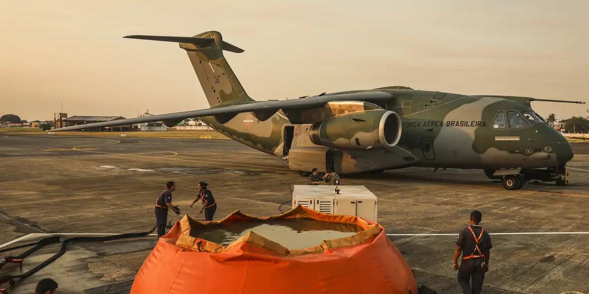 Desde o fim de junho, força aérea fez 28 voos de apoio ao bioma (Marcelo Camargo/Agência Brasil)