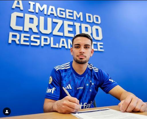 Peralta assinou contrato de cinco temporadas com o Cruzeiro (Reprodução / Instagram Cruzeiro)