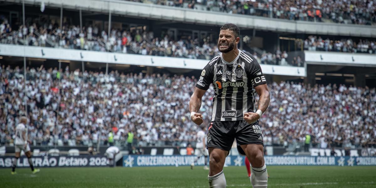 Hulk marcou o 20° doblete com a camisa do Galo (Pedro Souza/ Galo)