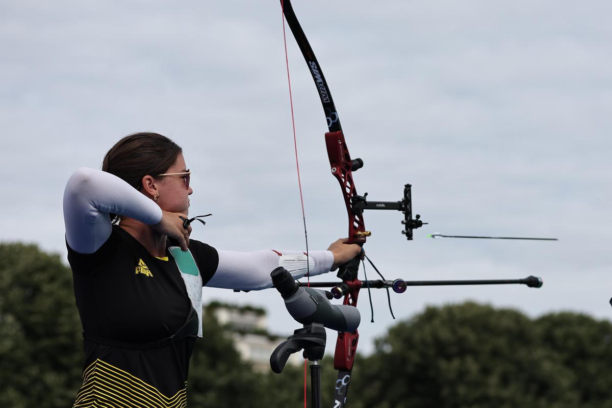 Ana Luiza fecha preliminar na 19ª colocação no Tiro com Arco (Miriam Jeske/COB)