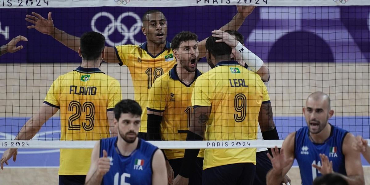 Na primeira rodada da competição o time brasileiro saiu derrotado pela Itália por 3 sets a 1 (Alexandre Loureiro / COB)