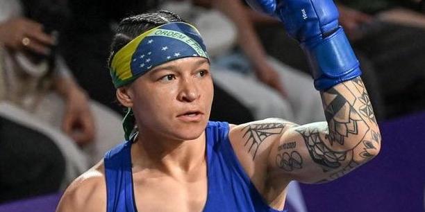 Bia Ferreira conquista o bronze no boxe feminino (Reprodução / Time Brasil)