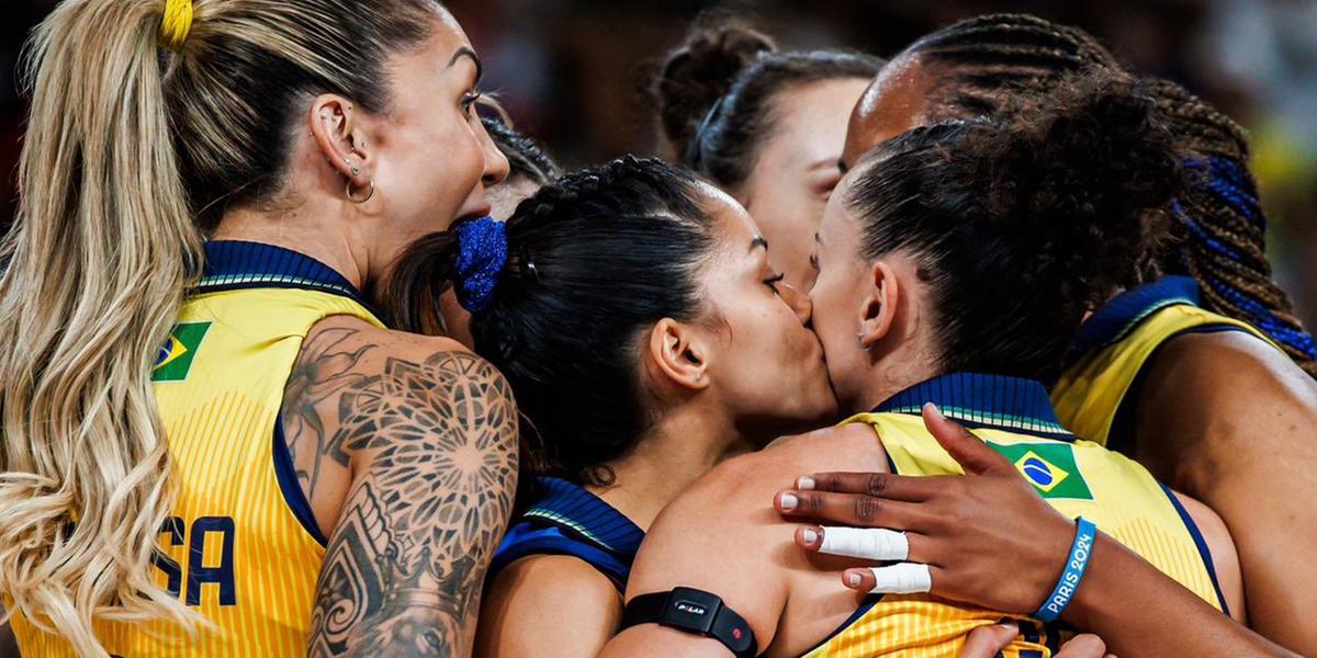 Brasil segue invicto em Paris e rumo ao ouro (Reprodução / Twitter Volleyball World)