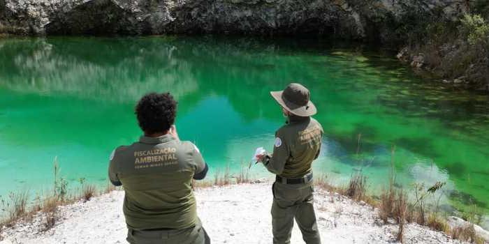 Fiscalização ambiental atuando em áreas de mineração abandonadas (Semad / Divulgação)