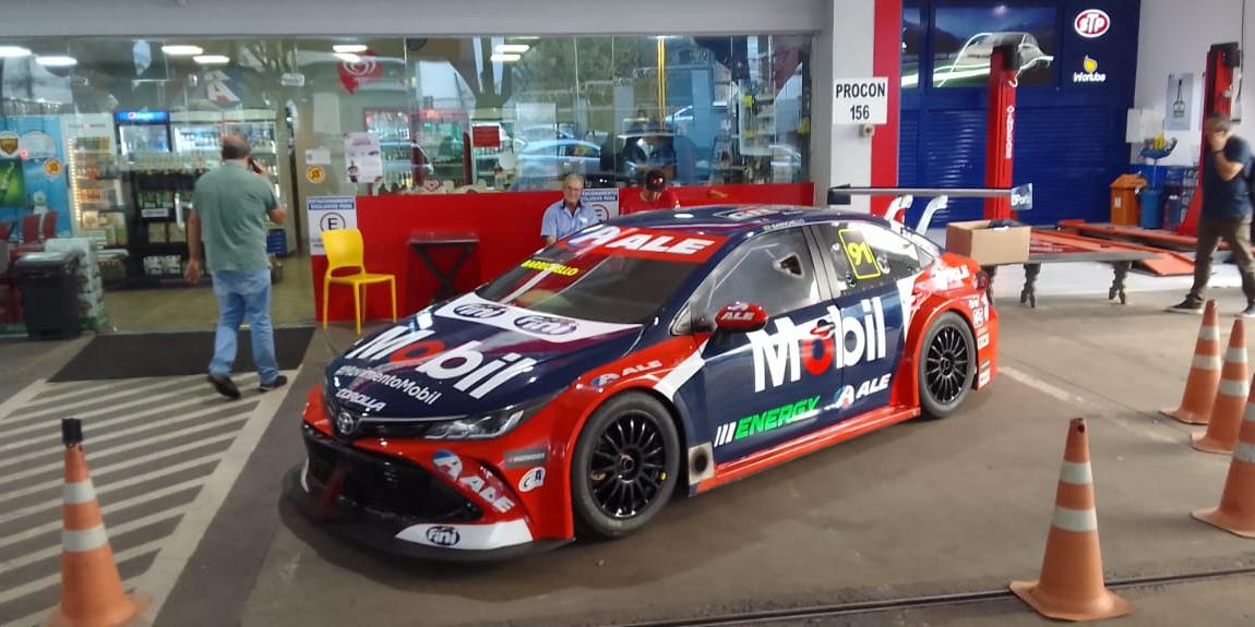 Carro está em exposição em Belo Horizonte (Maurício Vieira / Hoje em Dia)