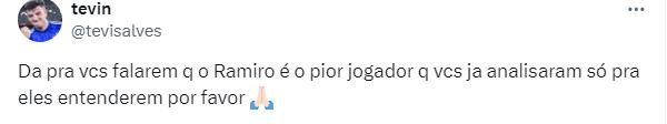 Torcida alfineta escolhas de Seabra (Reprodução / Twitter StatsBomb)