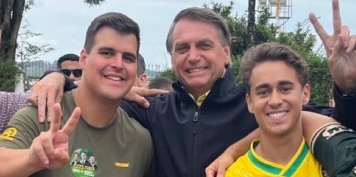 Importante cabo-eleitoral, o ex-presidente Jair Bolsonaro já gravou vídeos de apoio a Bruno Engler e marcará presença nos programas (Divulgação / campanha Bruno Engler)