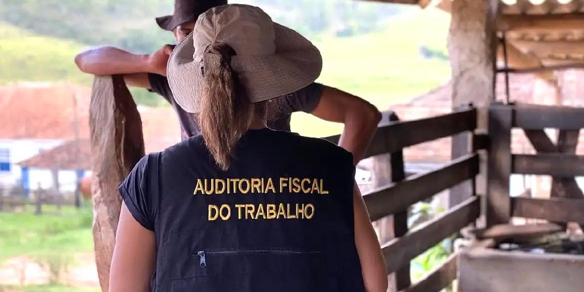 Operação resgata três trabalhadores em condições análogas à escravidão no Sítio Serra Verde, em Bom Jardim de Minas (MG) (Minstério do Trabalho/Divulgação)