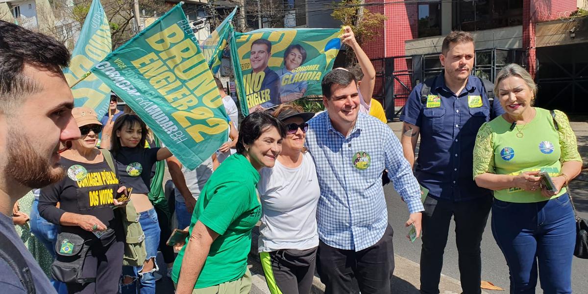 Candidato esteve na Praça JK e na avenida Bandeirantes, na região Centro-Sul (Lucas Mendes/Campanha Bruno Engler)