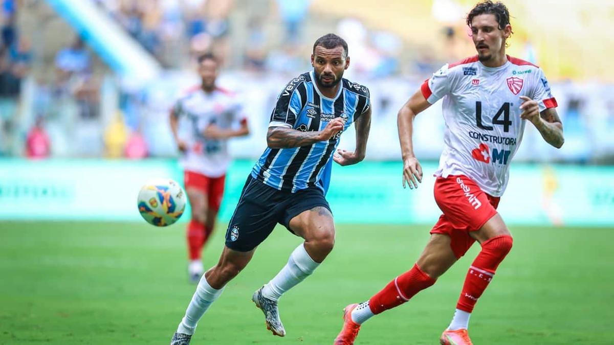 JP atuou pela última vez no Brasil no Grêmio (Lucas Uebel/ Grêmio FBPA)