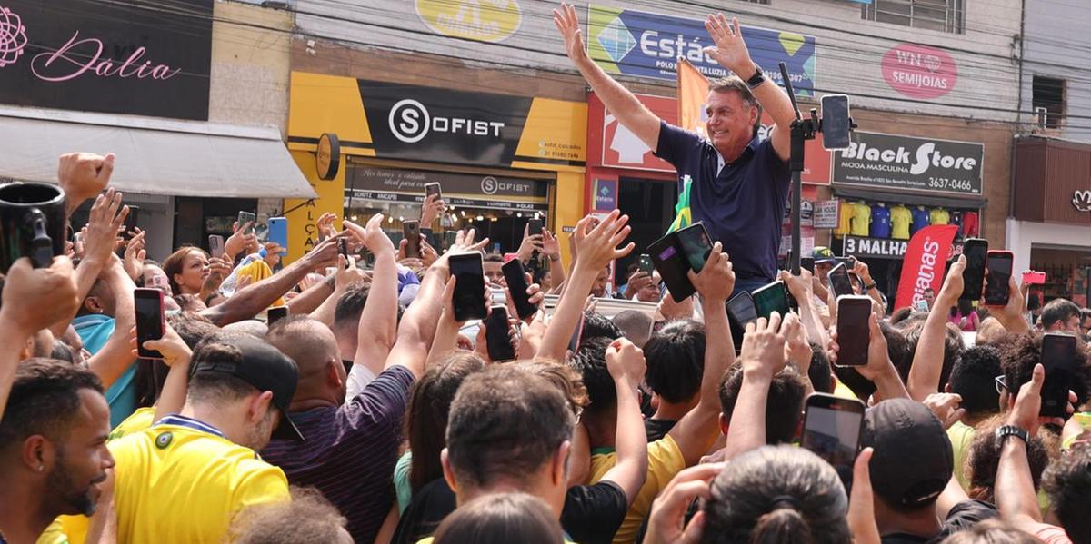 Bolsonaro em Santa Luzia (Lucas Mendes / campanha Bruno Engler)