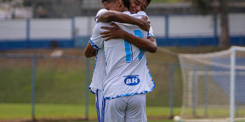 Cruzeiro venceu a equipe do Boston City por 4 a 0 (Dan Costa/BHFOTO)