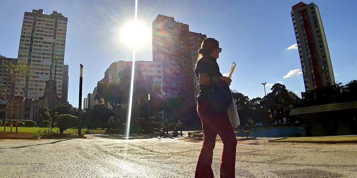 Em BH, não chove há 149 dias; situação é ainda mais dramática no Norte e nos Vales do Jequitinhonha e Mucuri, onde há cidades que não veem uma gota d’água cair do céu há cerca de 160 dias (Maurício Vieira/Hoje em Dia)