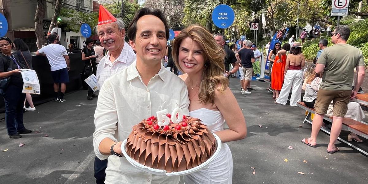 Ramiro Maia celebra aniversário na praça Marília de Dirceu (Fernando Michel / Hoje em Dia)