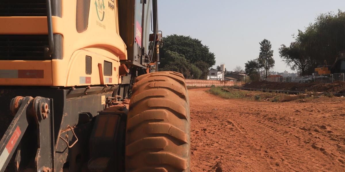 Obras tiveram início nesta segunda e estão sendo bem avaliadas por moradores (Dirceu Aurélio / Imprensa MG)