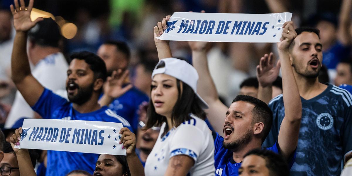 Torcida Celeste é exaltada por Fernando Diniz após classificação na Sul-Americana (Gustavo Aleixo/Cruzeiro)