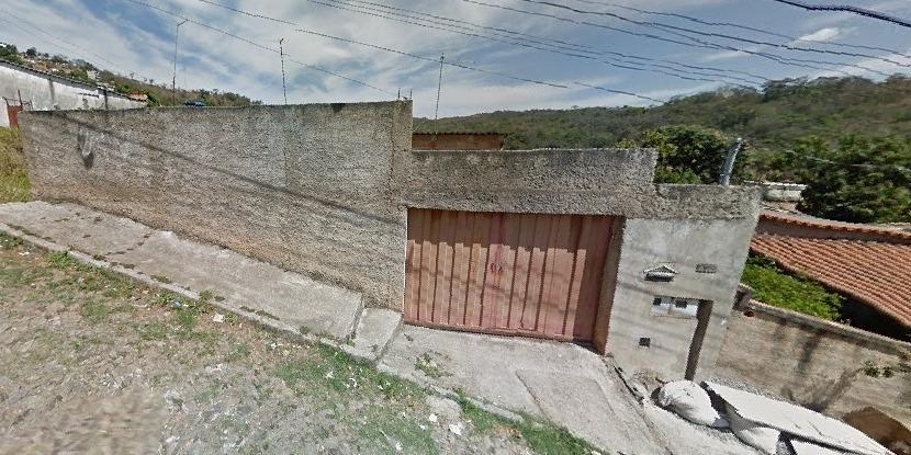 Crime ocorreu na Rua São Gotardo, no bairro Nossa Senhora de Fátima, em Sabará (Reprodução/ Google Street View)