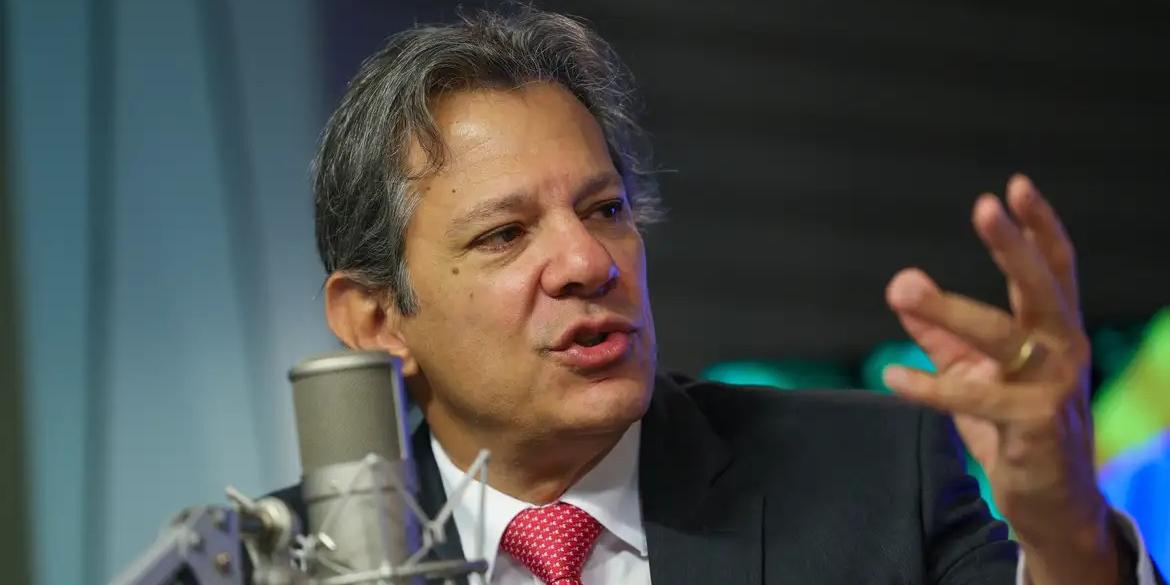 Haddad disse que há um atraso na regulamentação das bets, o que vem de governos anteriores (FABIO RODRIGUES-POZZEBOM/ AGÊNCIA BRASIL)