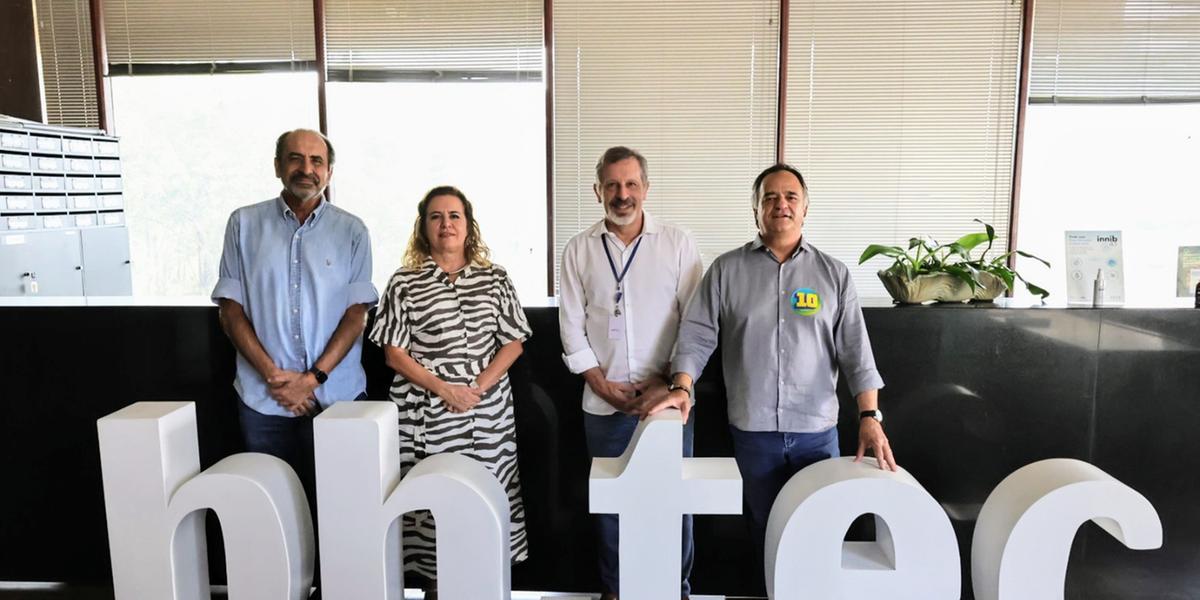 Tramonte visitou o BH Tec nesta sexta-feira (27) acompanhado do ex-prefeito Alexandre Kalil (Rodrigo Lima / campanha Mauro Tramonte)