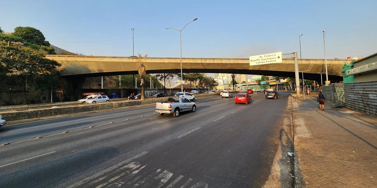 Trechos da avenida do Contorno e o viaduto Helena Greco (antigo Elevado Castelo Branco) serão interditados domingo (29) para gravação de filme (Maurício Vieira / Hoje em Dia)