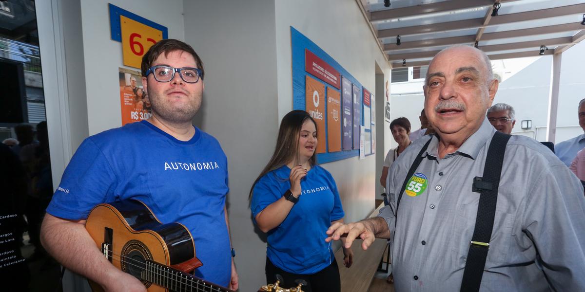 Fuad Noman (PSD) visitou o Instituto Mano Down nesta segunda-feira (30) (Divulgação/ Júnia Garrido)