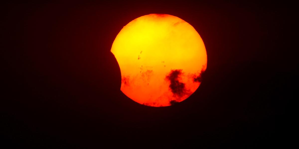 Eclipse solar foi visto em Belo Horizonte nesta quarta-feira (2) (Maurício Vieira/ Hoje em Dia)