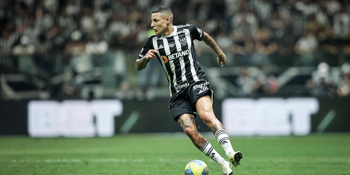 Guilherme Arana tem lesão na coxa e desfalcará o Galo (Pedro Souza / Atlético)