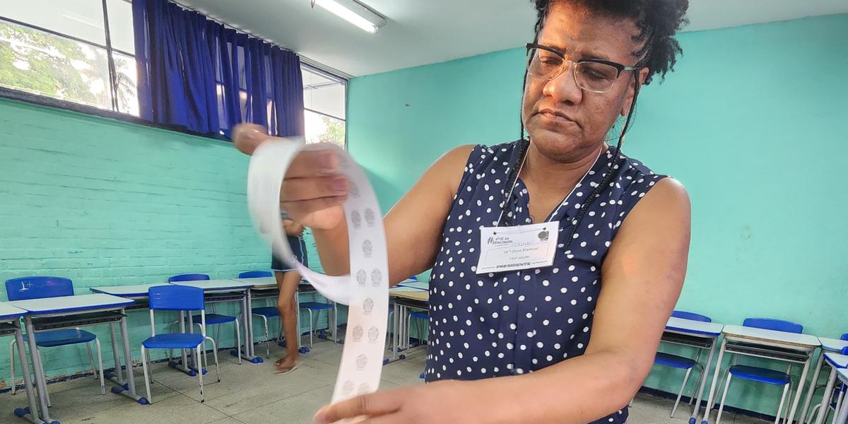 Boletim da seção 143, na Zona Eleitoral 35, fechou com 83 votos para o atual prefeito, enquanto Engler recebeu 76 votos (Maurício Vieira / Hoje em Dia)